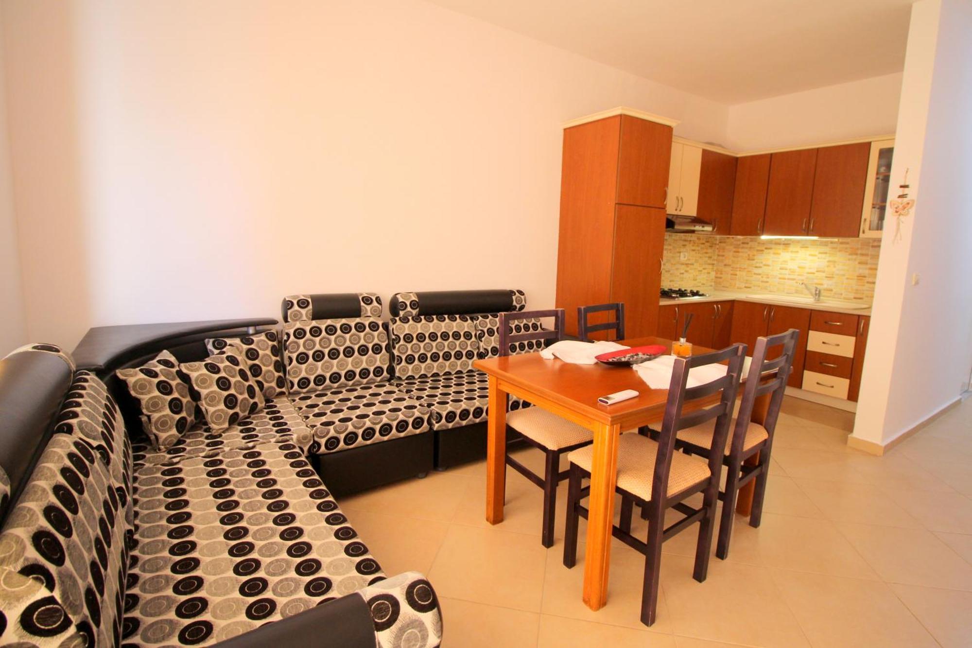 July Seaview Apartments ซารานเดอ ภายนอก รูปภาพ
